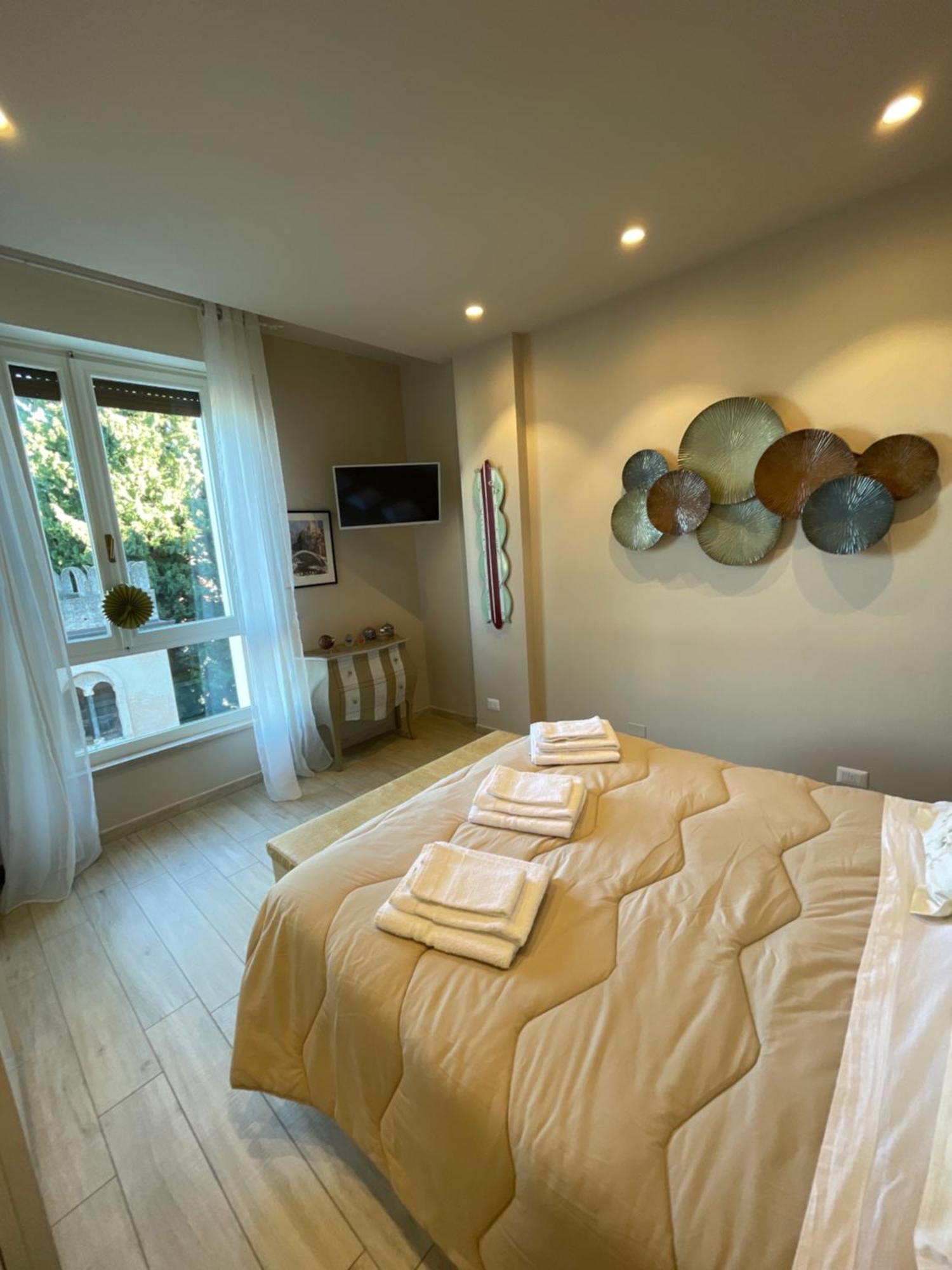Apartamento Caprice 2.0 Peschiera del Garda Exterior foto